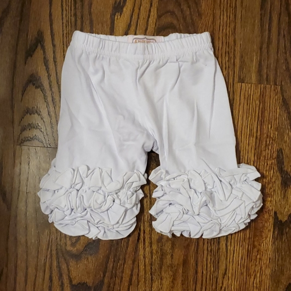 Other - White shorties size 3T
